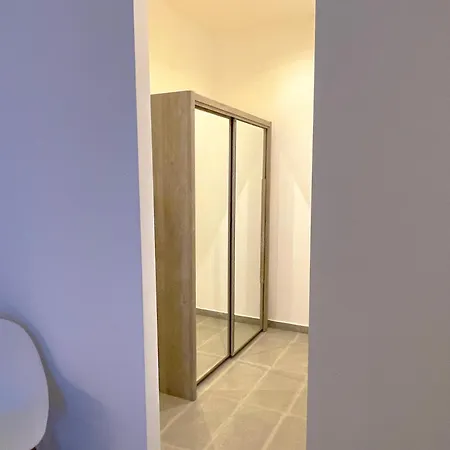 Apartment K-fofo - Steps From Station, & Town Center *